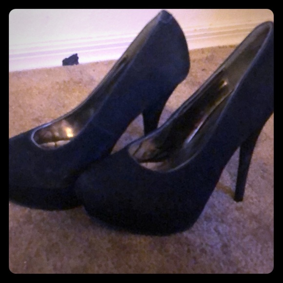 Shoes - Heels